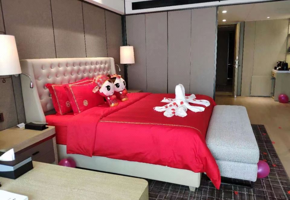 浪漫婚庆至尊大套房