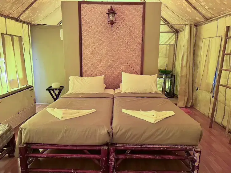 เต็นท์ดีลักซ์