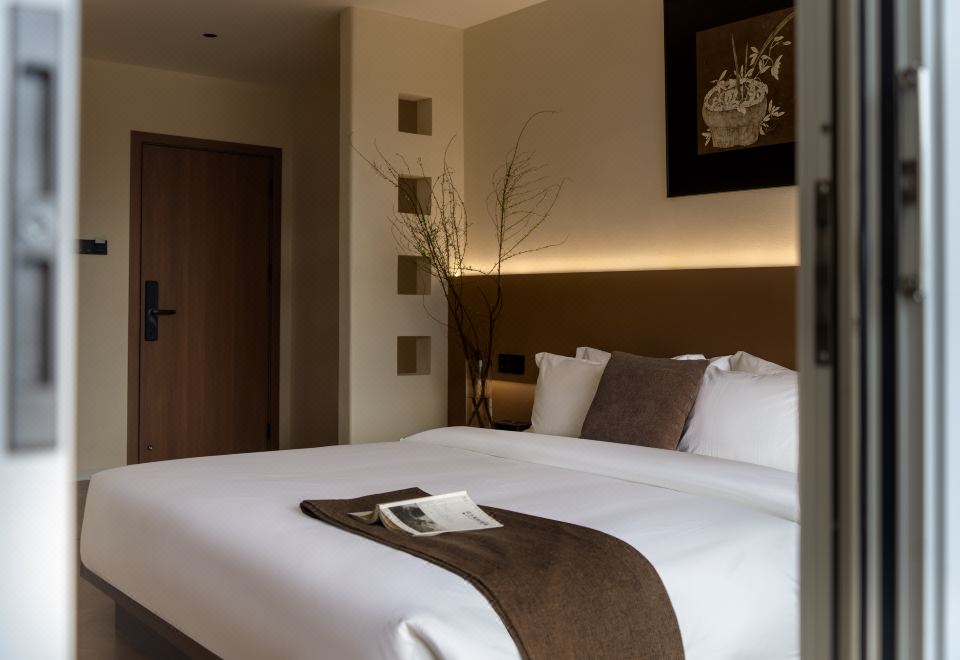 柠云丨逸致阳台大床房（中央空调+智能马桶+独立阳台）