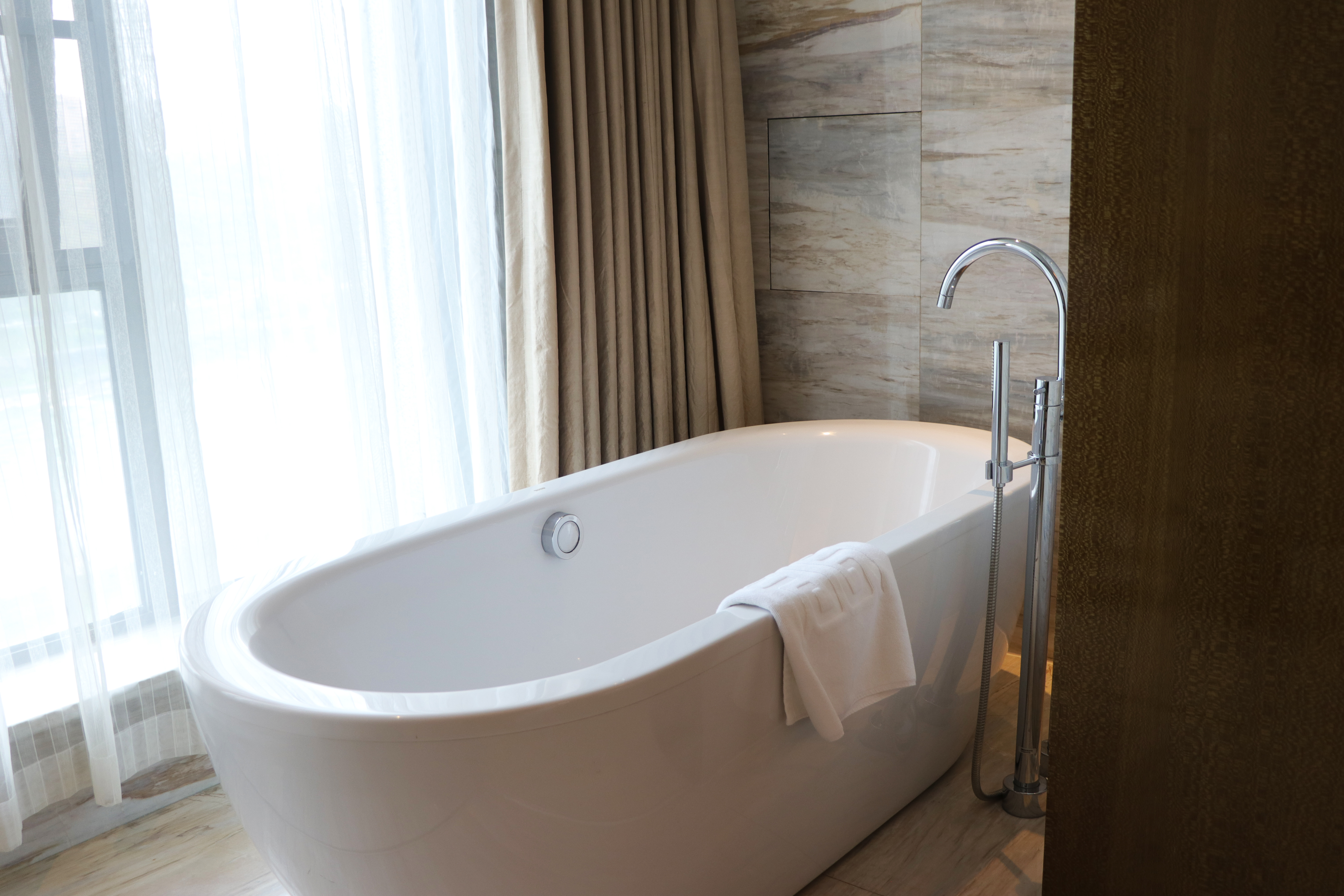 暮江影音多功能房