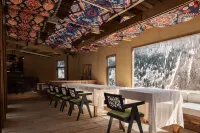 Yanlan Xue Xiu · Snow - domain Secret - land Homestay (Siguniang Mountain Scenic Area Store)
