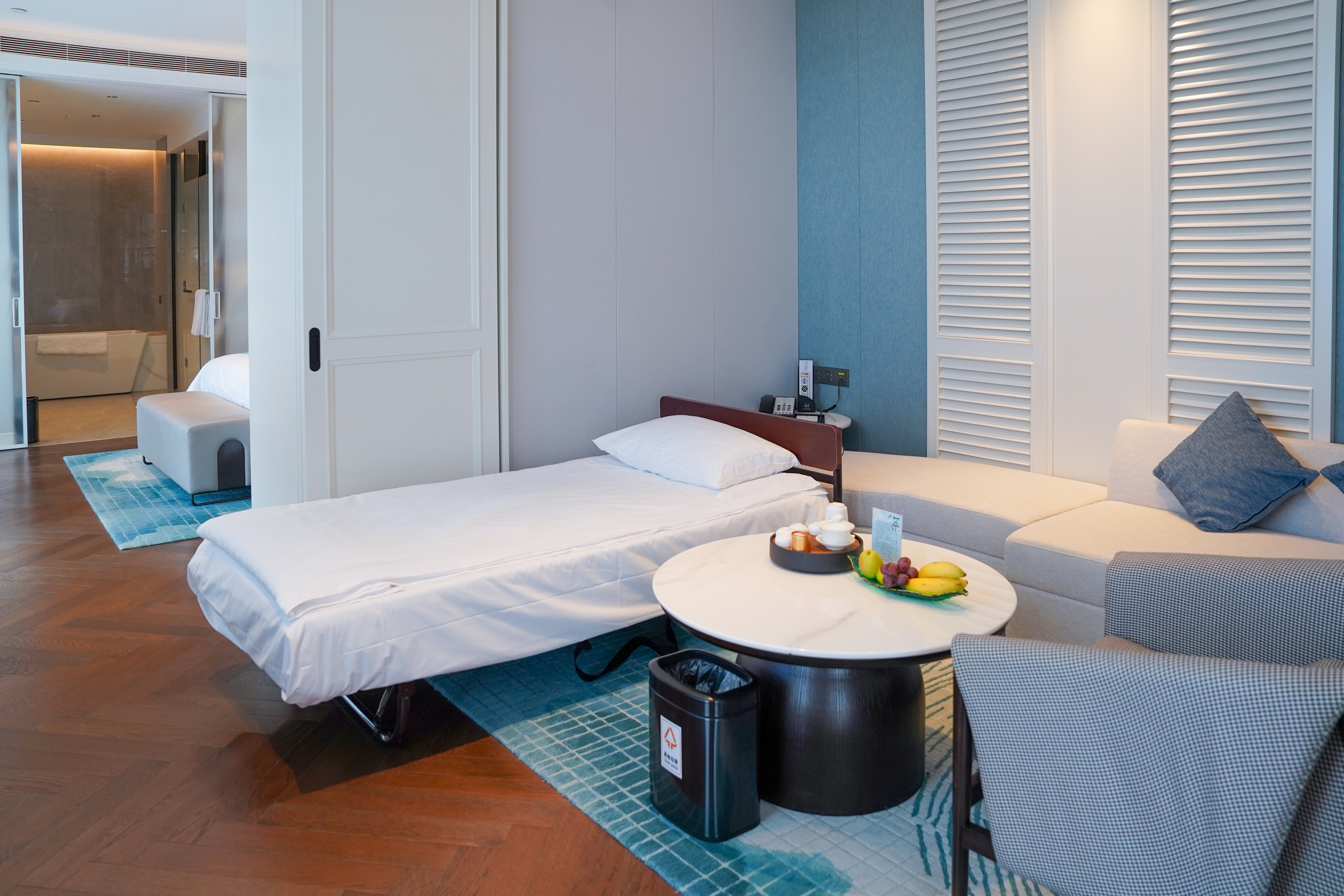 豪华海景家庭套房