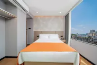 East Coast Holiday Hotel (Sihui Yubocheng Branch)