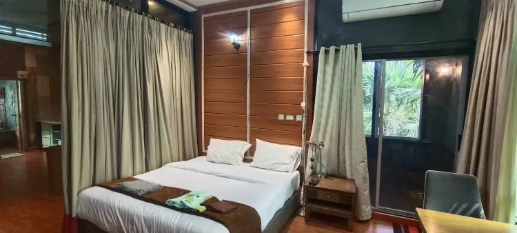 B6 พรีเมี่ยมควีน รูม