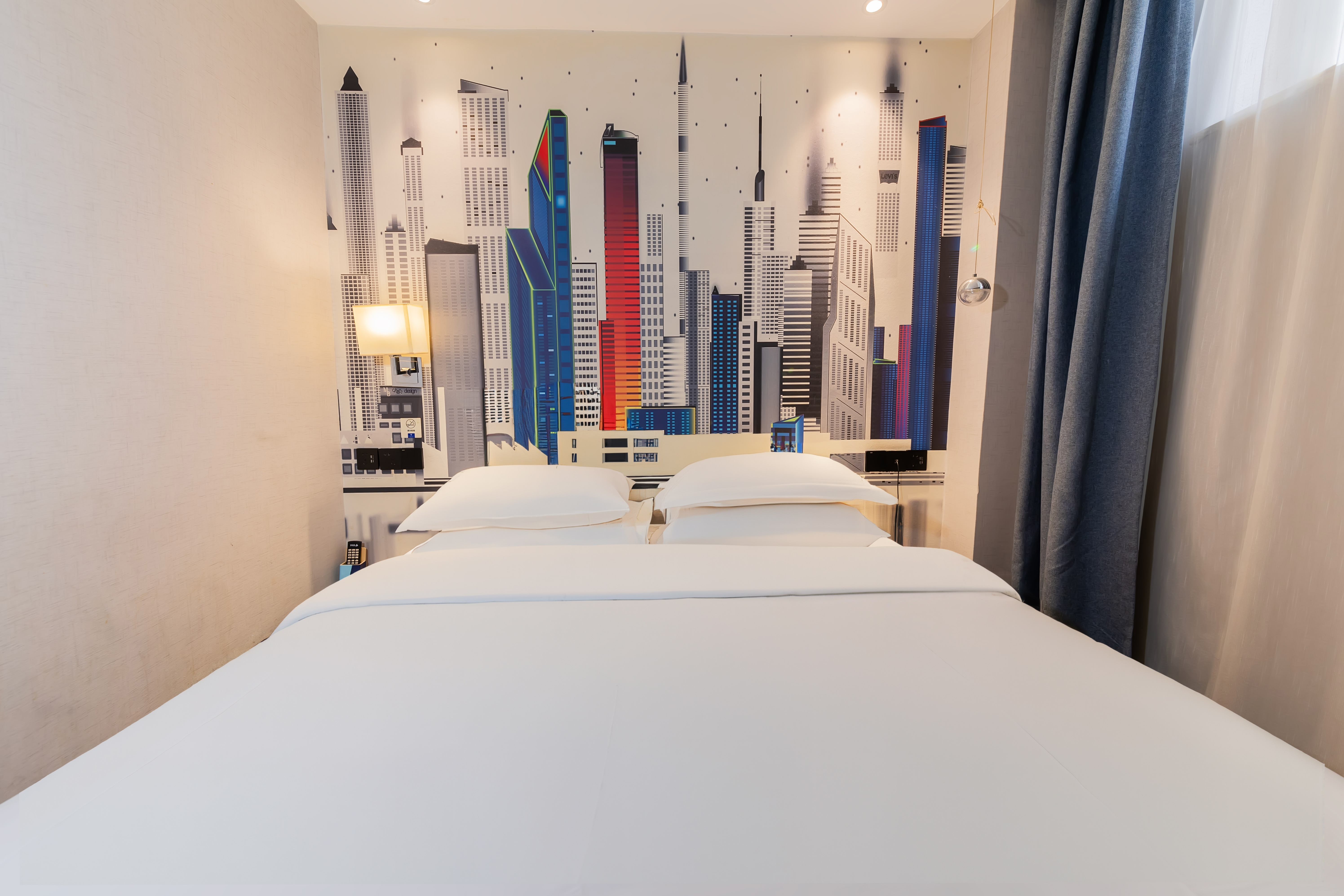 Starway Hotel (Xi'an North Railway Station, Fengcheng Fifth Road)轻奢舒雅大床房（舒适好眠+释压床垫+乾湿分离）