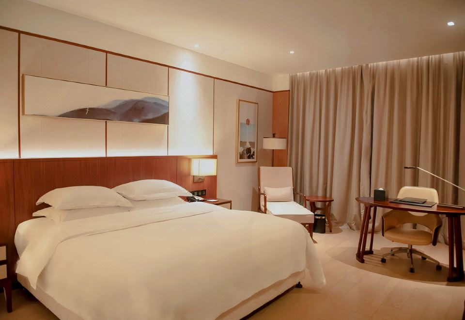 尊享大床房【高楼层落地窗】