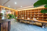Kunming Xiangrun AirAsia Hotel (Kunming International Changshui Airport Branch)