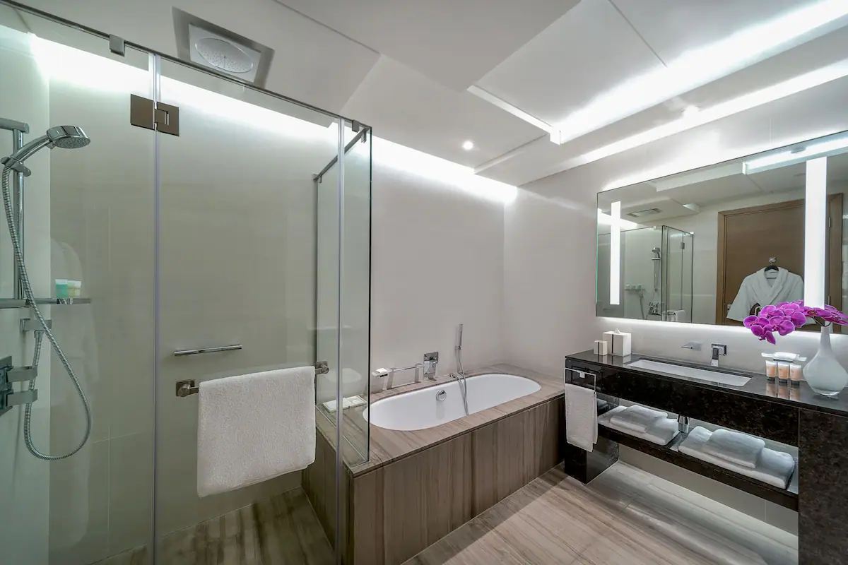 俱乐部豪华特大床间