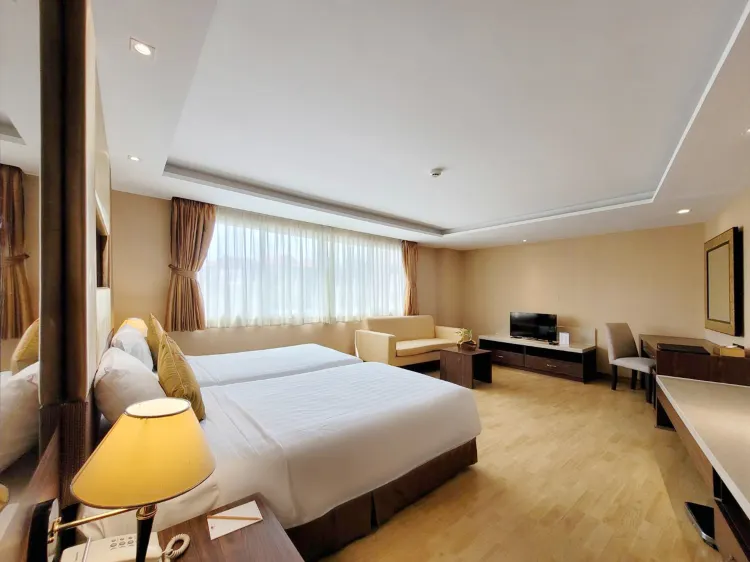 ห้องดีลักซ์ทวิน, ปลอดบุหรี่