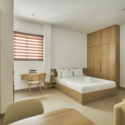 三人房，有窗戶 MIHN SUITES BEN THANH優惠