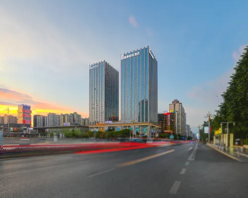 Fortune International Hotel Hotels in Xingyi