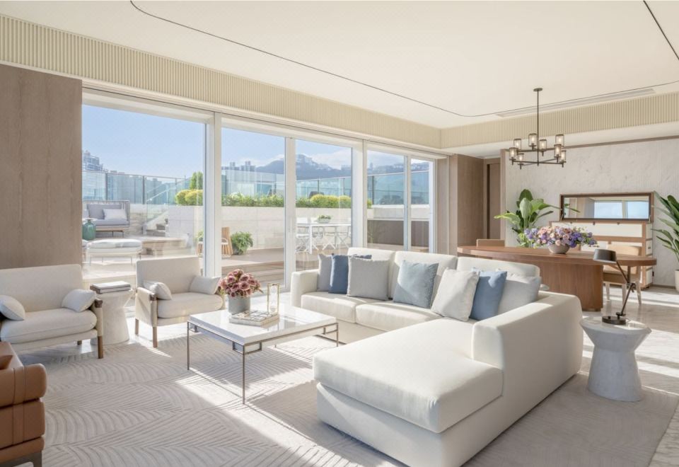 富麗敦泳池套房