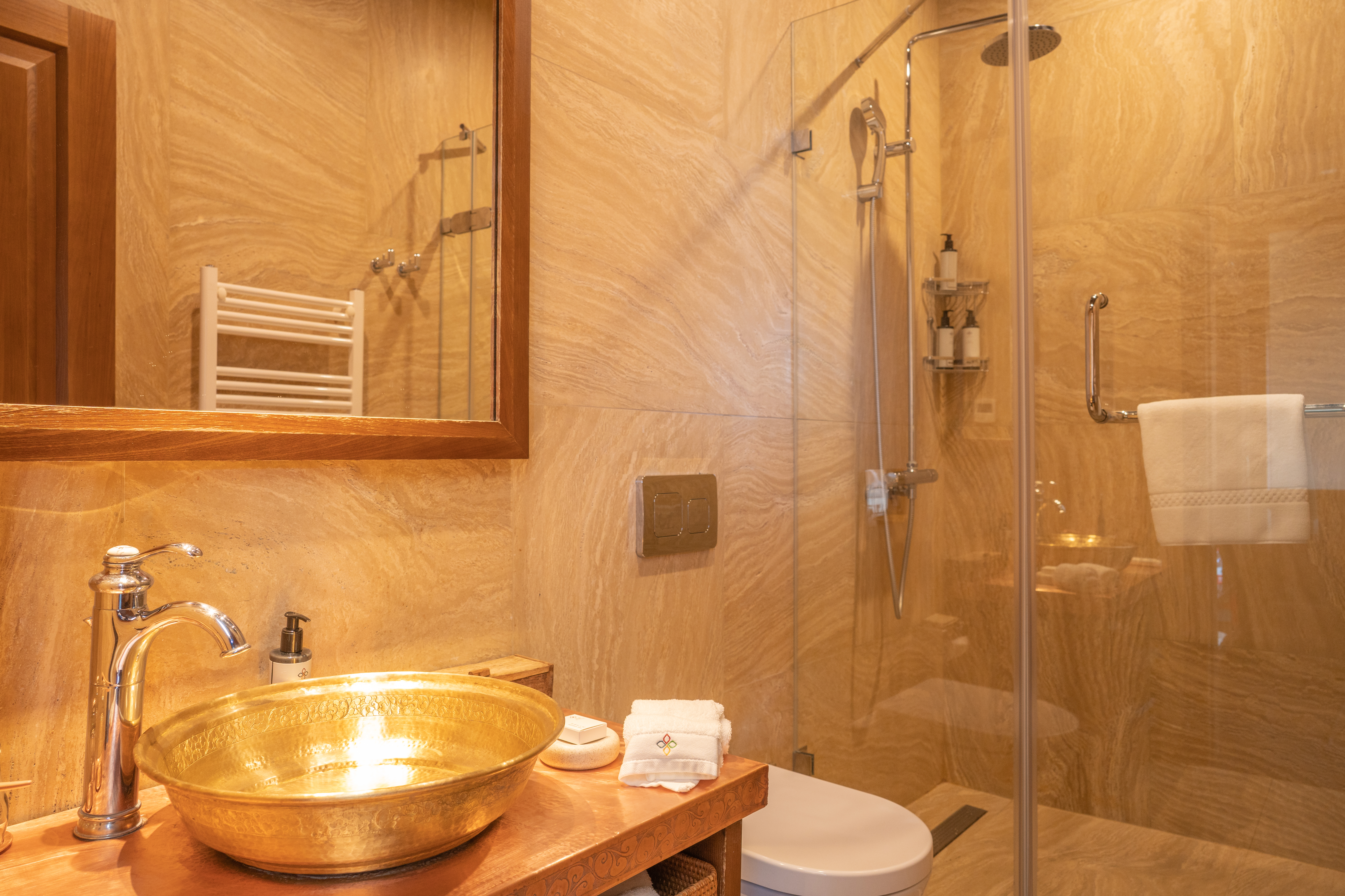 雅砻冰川景高级套房