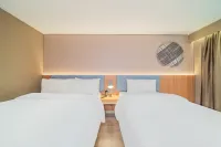 Homeinn Hotel (Ningbo Tianyi Square Jiangxia Bridge Subway Station)