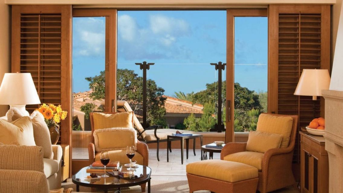 套房（bungalow， 1 Bedroom Suite， 2 Queen， Garden View， Balcony）