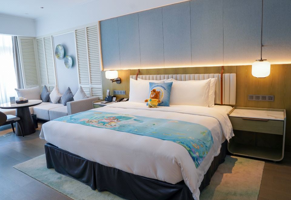 Xiamen International Seaside HotelFire Bear Themed Double Bed Room