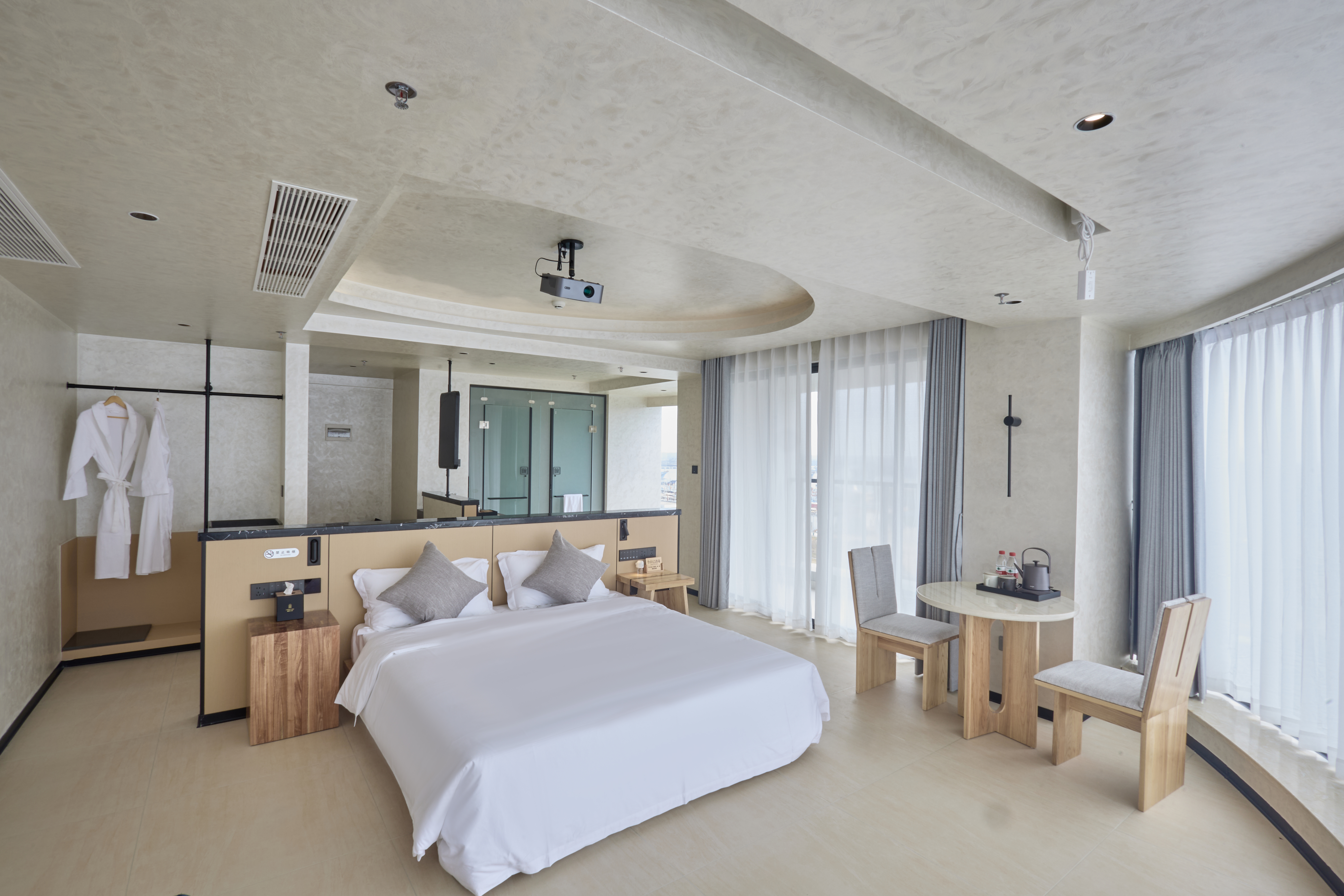 觀霞·漁港景觀大床房（智控 陽台 落地窗）