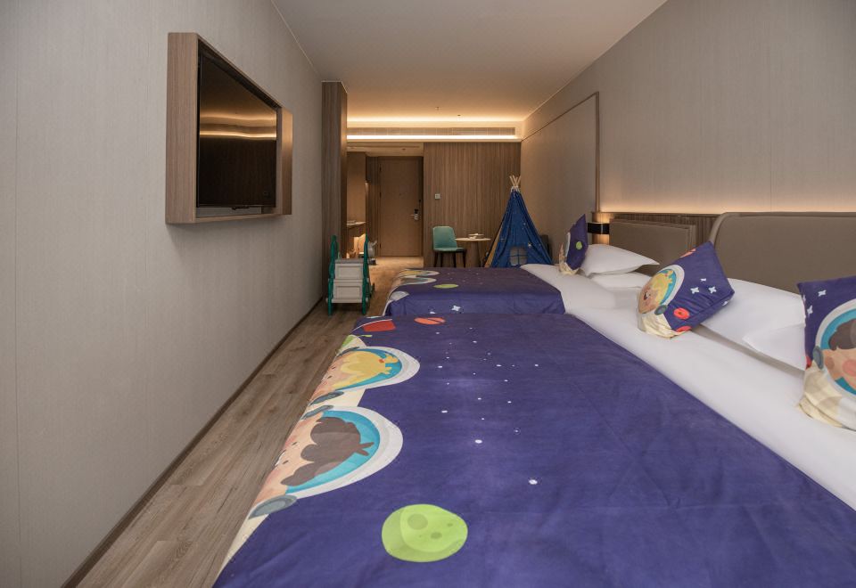 親子家庭房（智能馬桶窗簾+小帳篷滑滑梯+小童洗漱用品