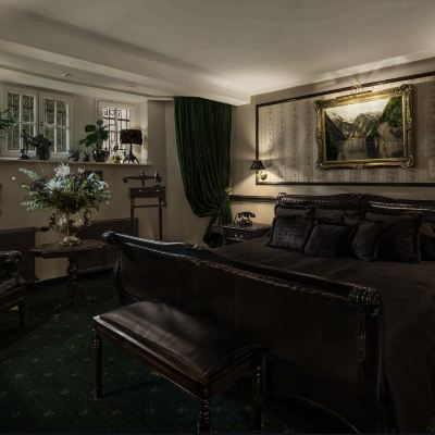 Souterrain 42,43 Hotel Villa Achenbach Promo Code