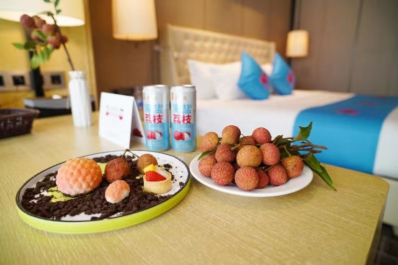 荔枝主题双床房