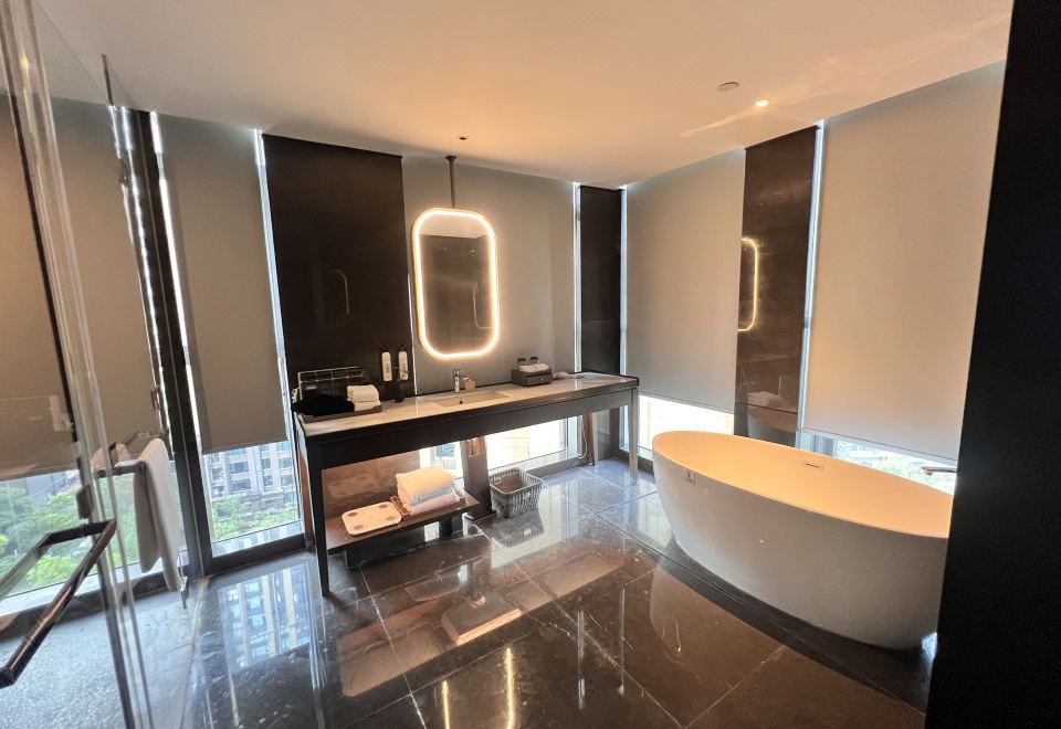 經典雙床房（金可兒床墊+迷你冰箱+智能馬桶）