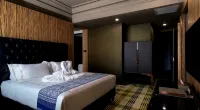 1969 D'Kelly Hotel
