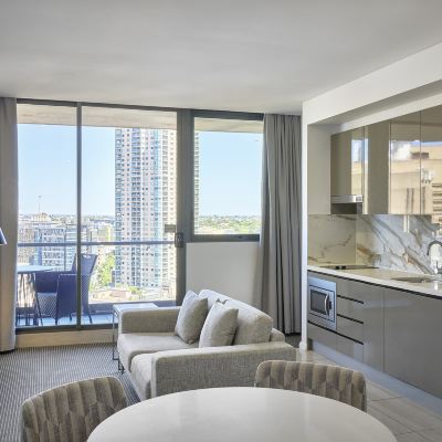 一卧室陽台天空套房 美利通套房酒店-坎寶街優惠