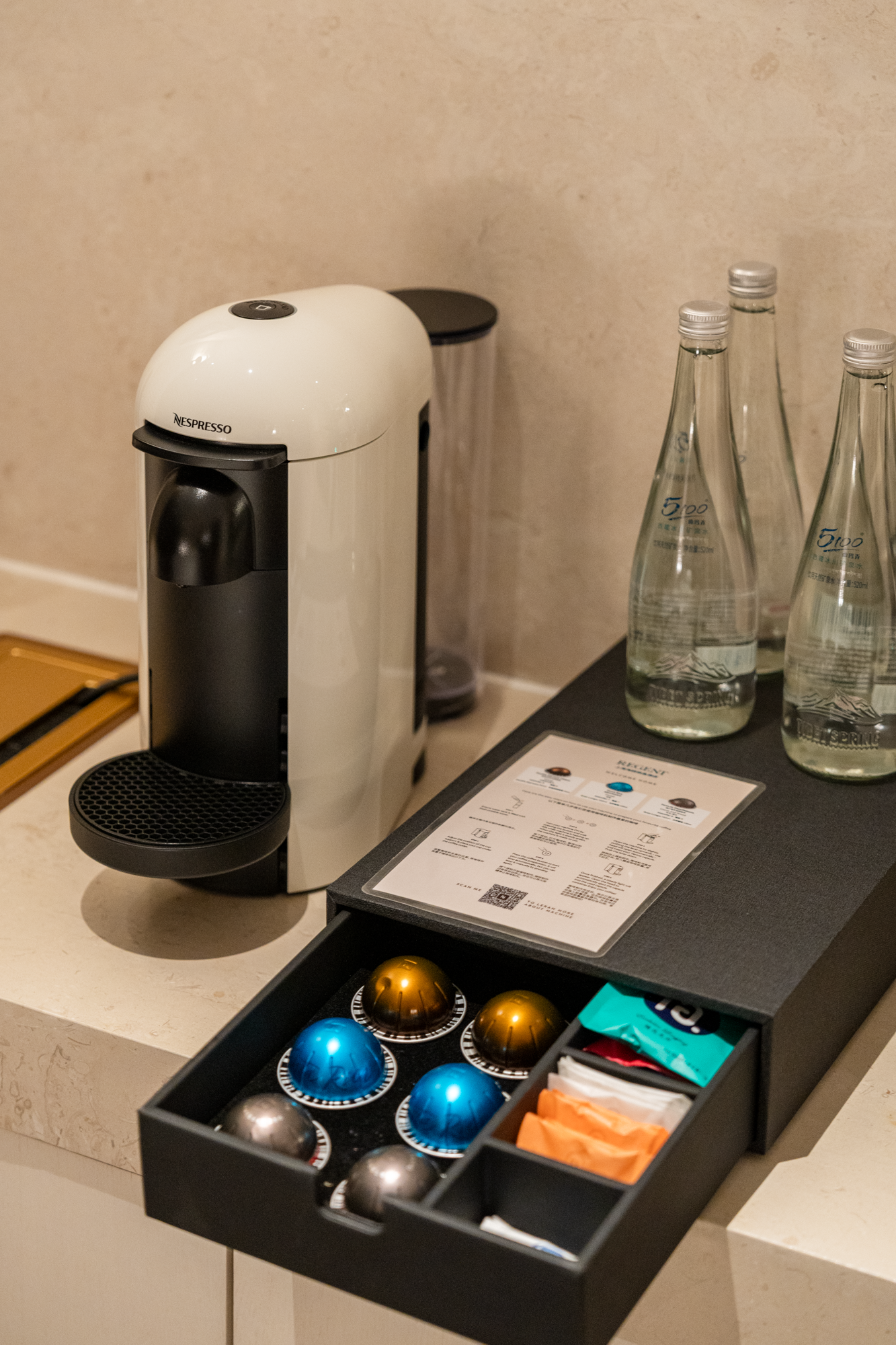 外滩景观豪华大床房