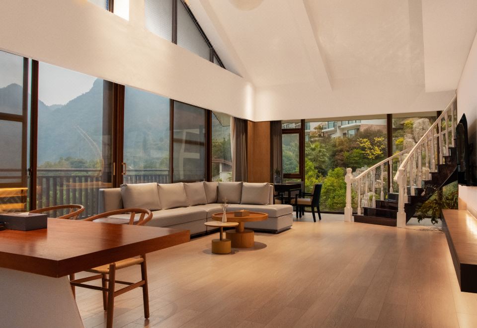 FUZHOU ROYAL HOT SPRING HOTEL & RESORTRoyal Panoramic Suite