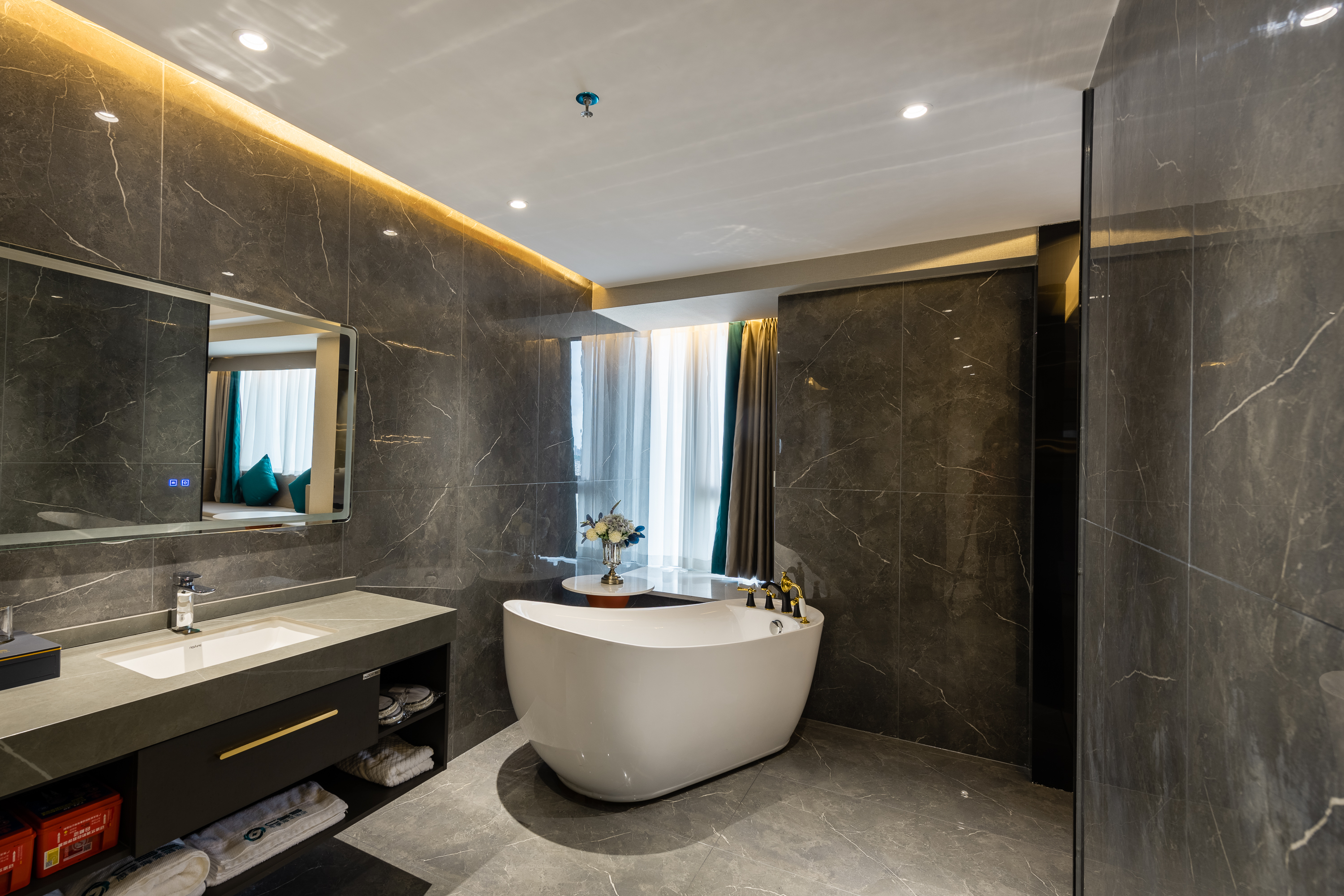 湖景豪華行政套房