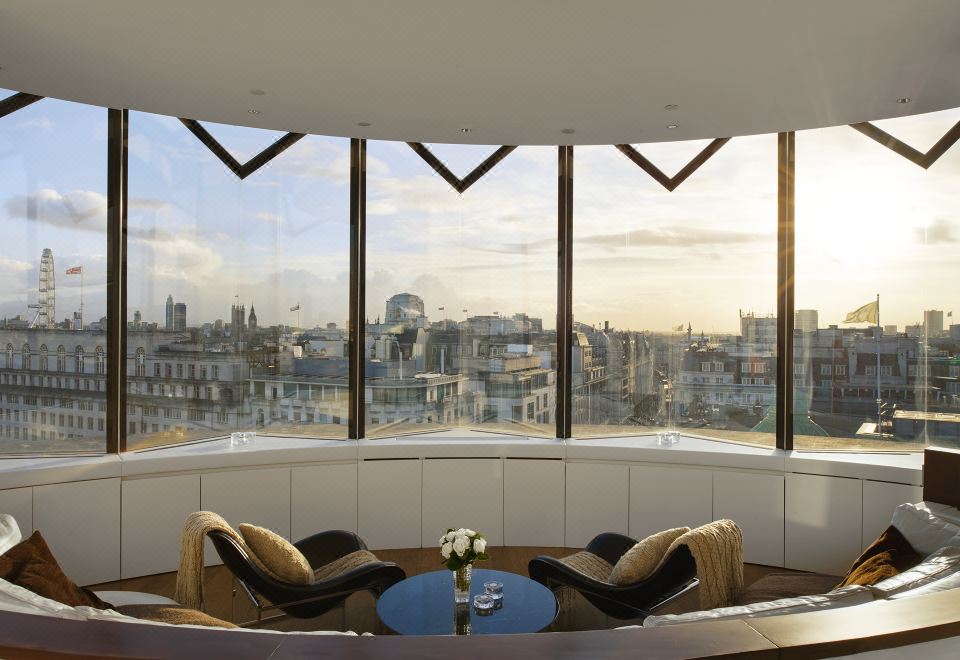 至尊ME+套房复式顶楼公寓