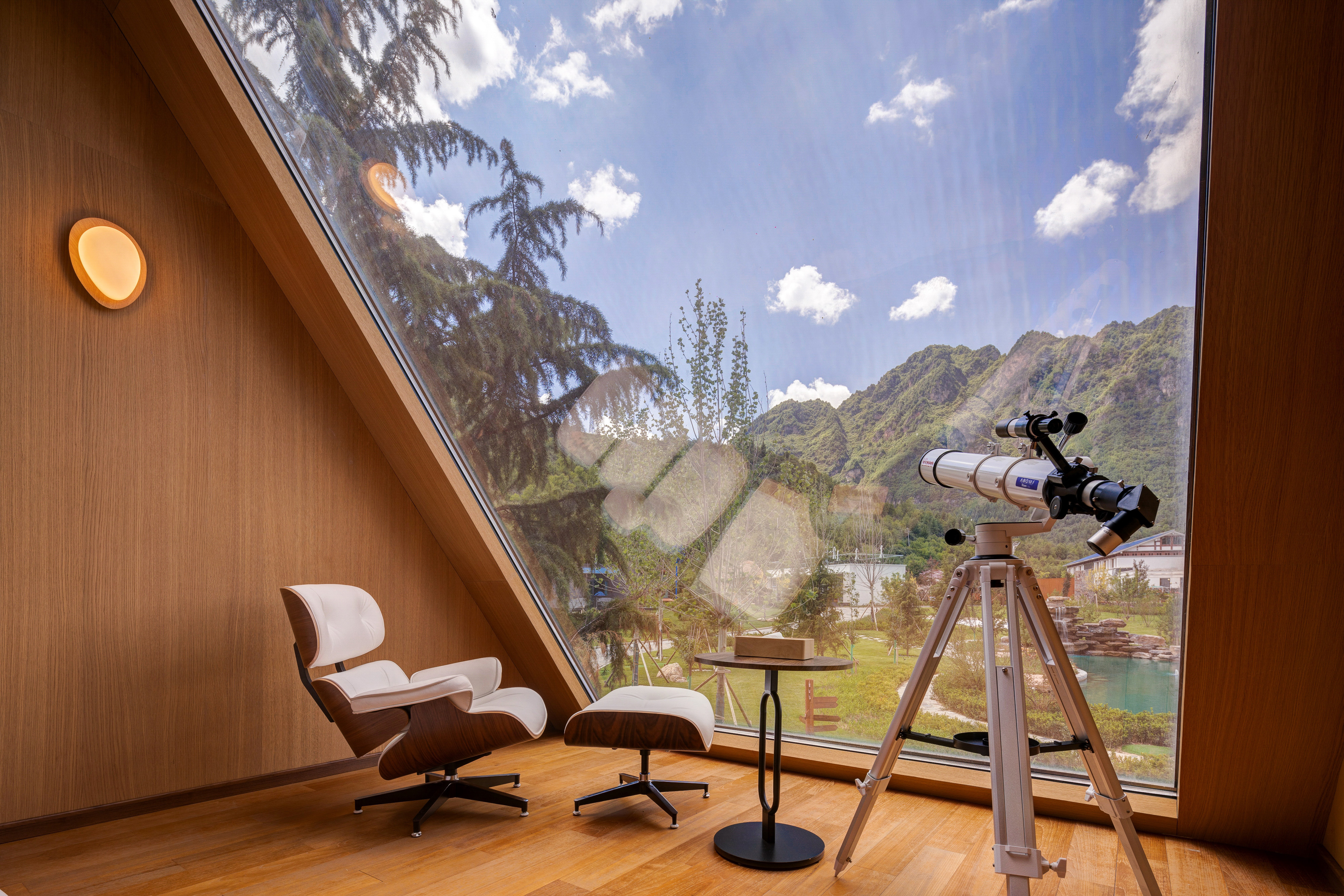 星空之谜复式大床房+望远镜+智能系统