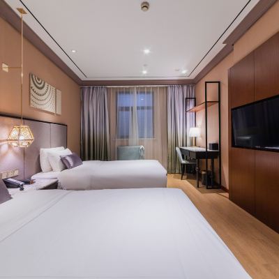 輕奢商務雙床房 宿適輕奢飯店（上海南京西路地鐵站店）優惠