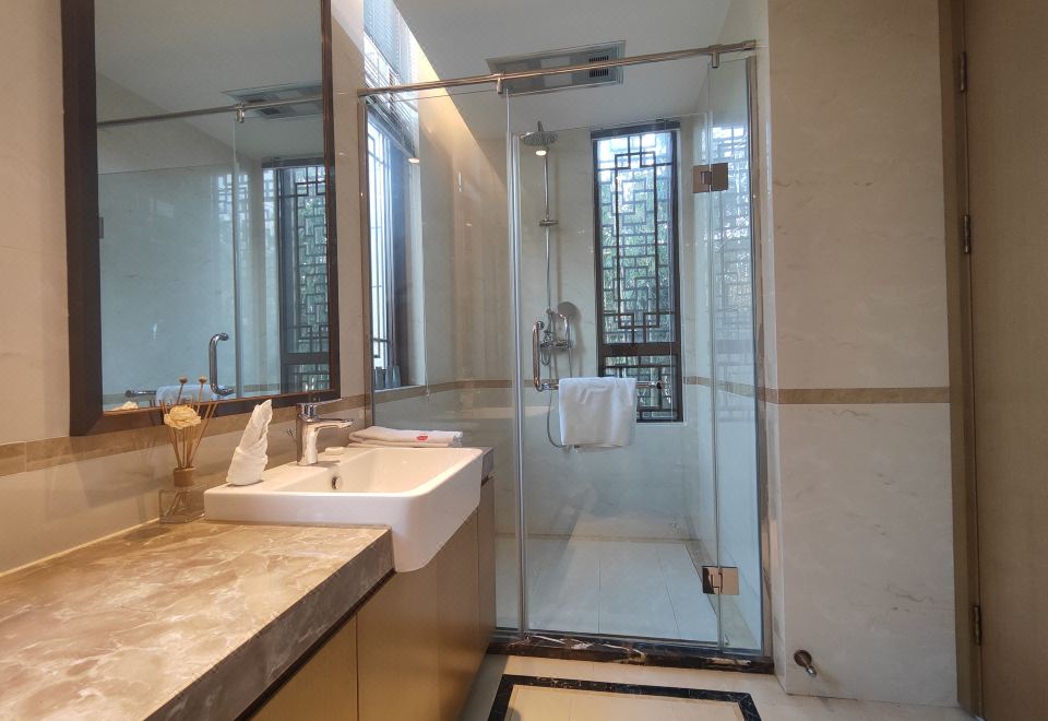 ARCADIA Hotel Qing YANGGuestroom