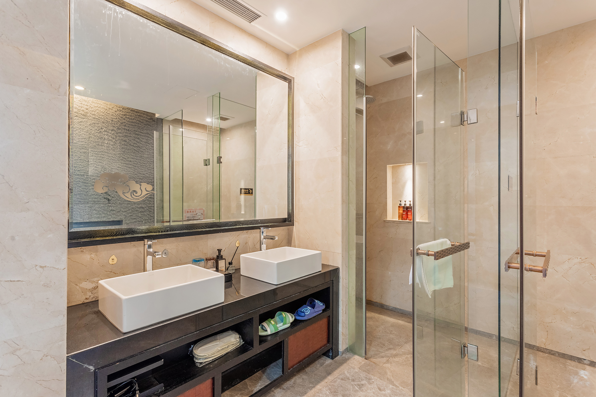 湖景私家泳池别墅·两卧