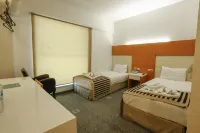 Nuzhet Hotel