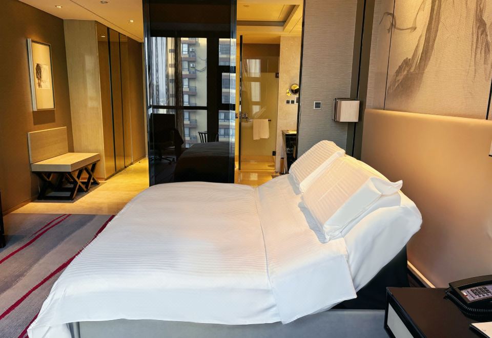 尊享智眠大床房（带零压床垫+可升降按摩床）