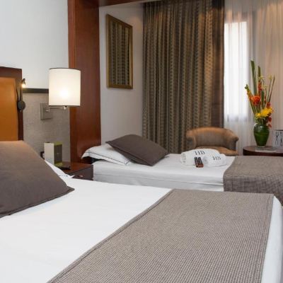 家庭間（3 名成人 + 2 名小童） 巴爾莫勒爾酒店優惠