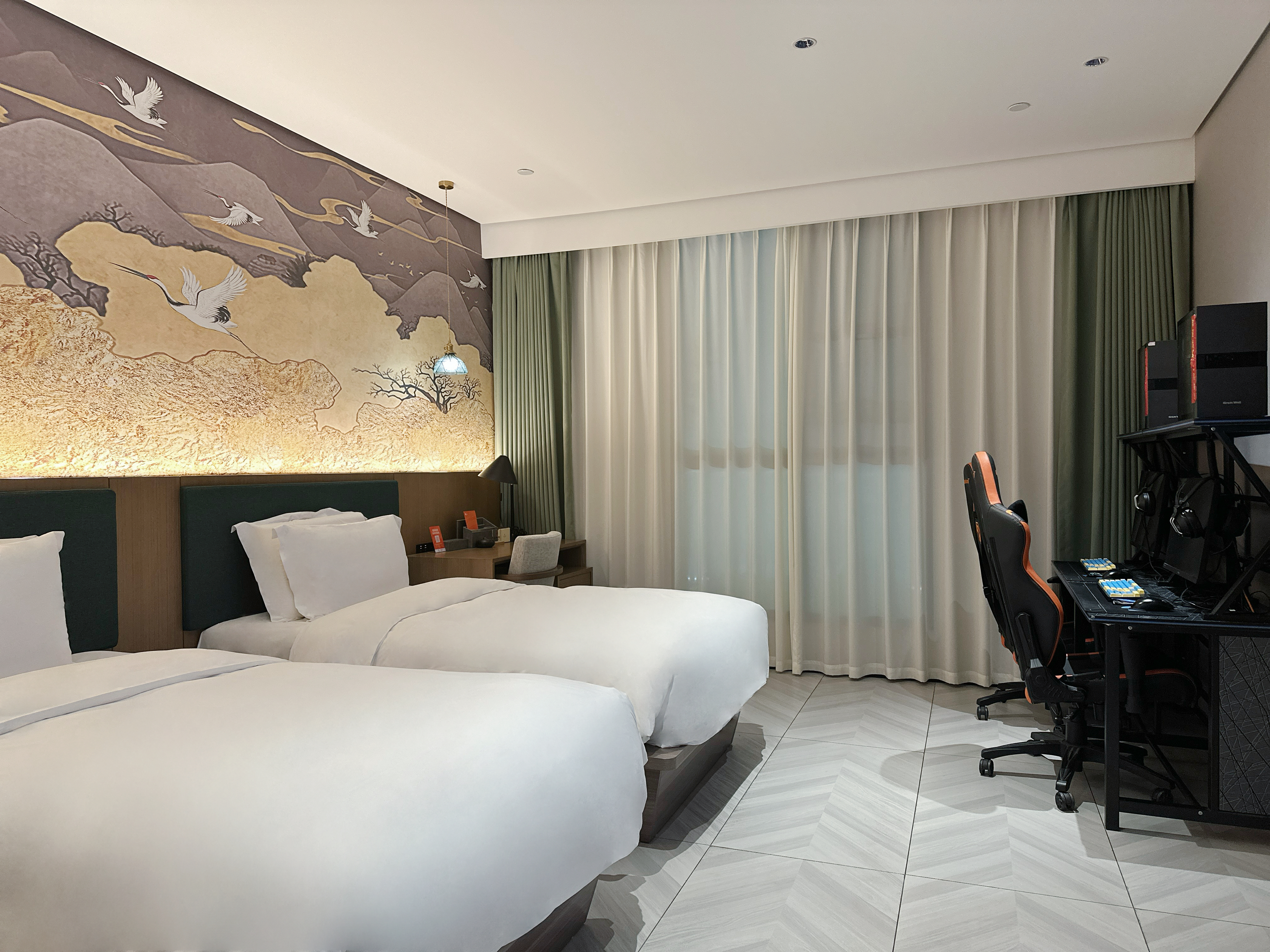 电竞双人房【RTX5060+32G+2K240HZ]+Steam特权】