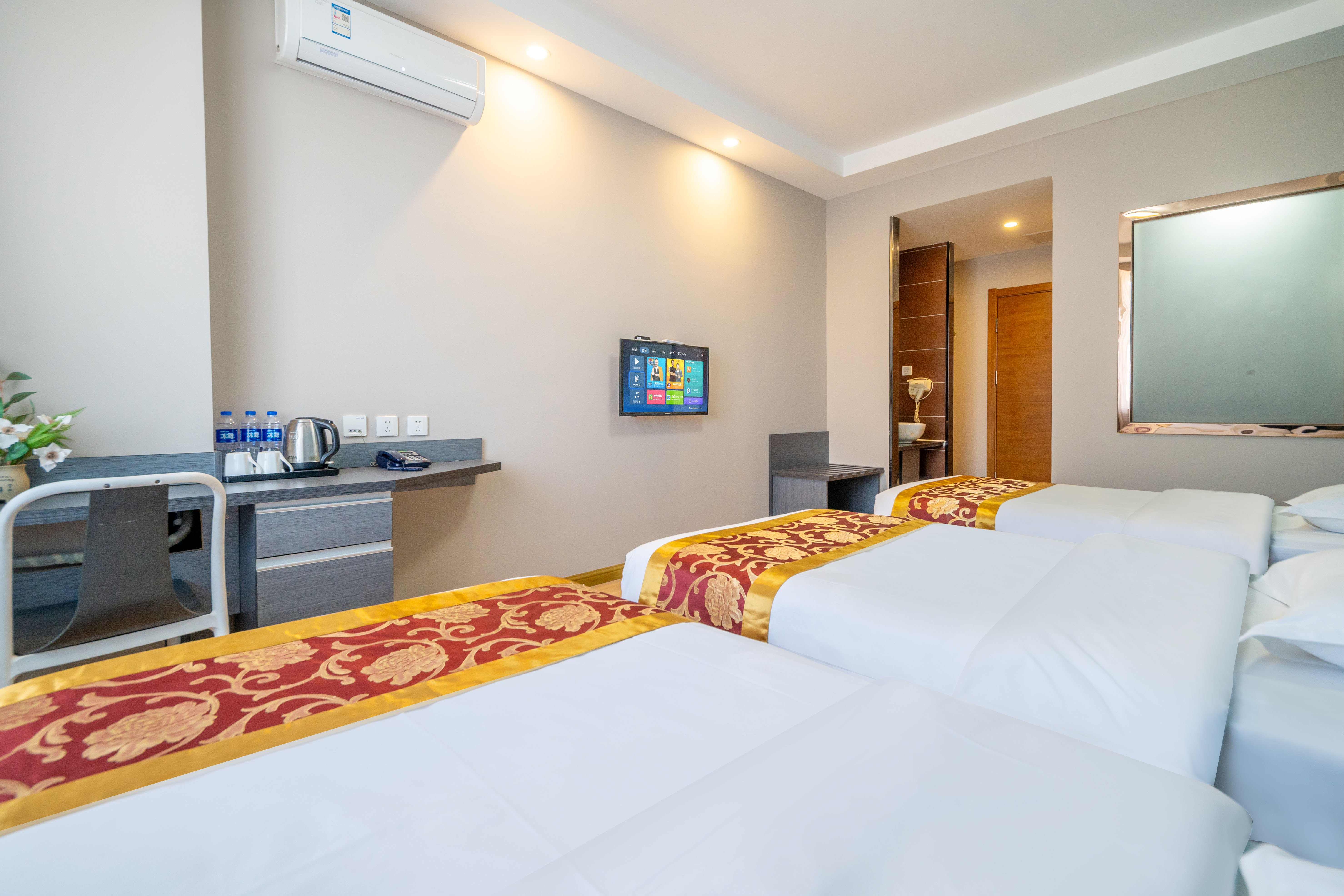 悦享·商务三床房|空中山景|零压床品|独立空调