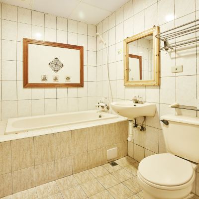 標準四人房 台東知本泓泉溫泉渡假村優惠