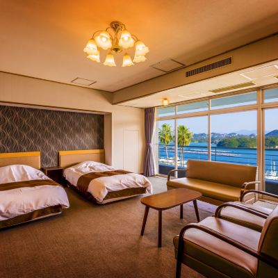 【禁煙】スーペリア和洋室ツイン 内風呂あり 湯快リゾート 南紀白浜温泉 白浜彩朝楽〈プレミアム〉 クーポン