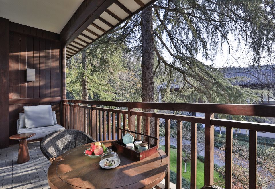 雅致豪華大床房