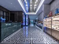 Wyndham Grand Plaza Royale Ningbo Hotels in Ningbo