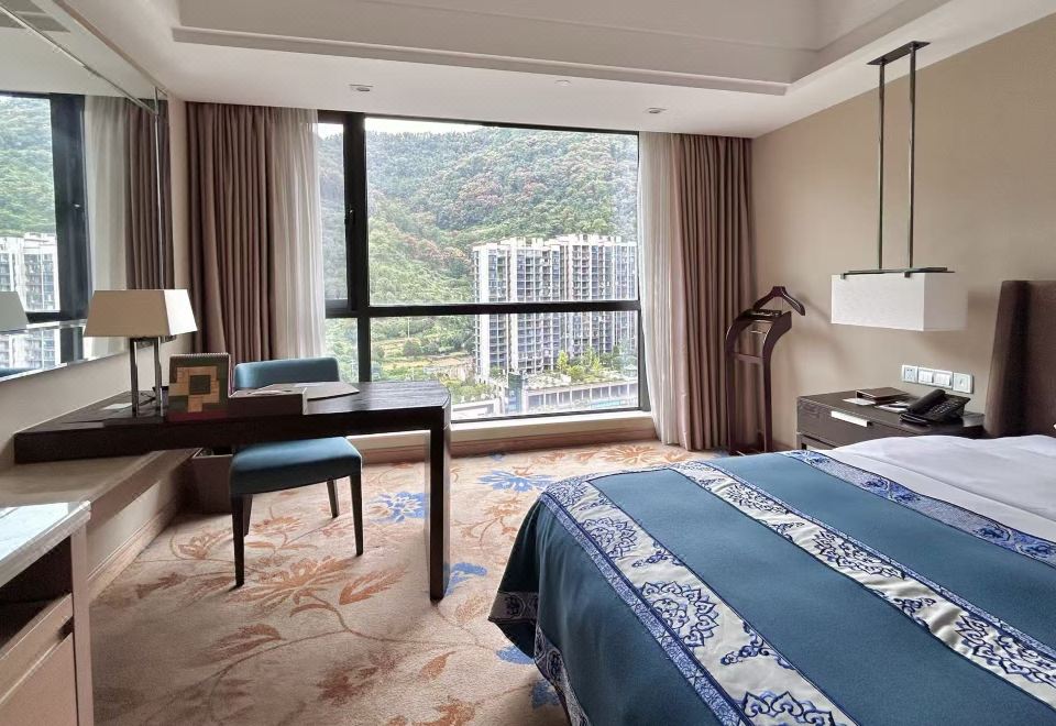 Gloria Grand Hotel JishouDeluxe Suite