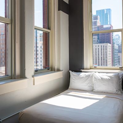Full-Size Bed Room With Shared Bathroom HI Chicago Hostel Promo Code