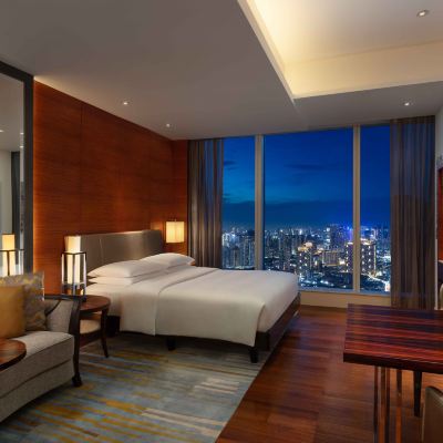 1 King Bed Club Access Grand Hyatt Manila Promo Code