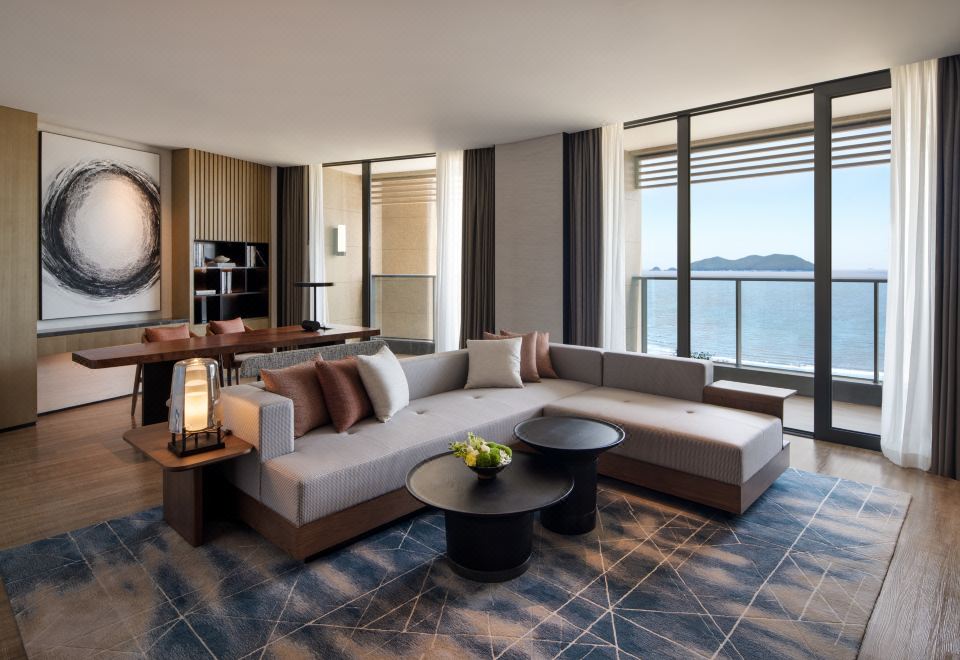 Sheraton Ningbo Xiangshan ResortPremier Ocean View Suite