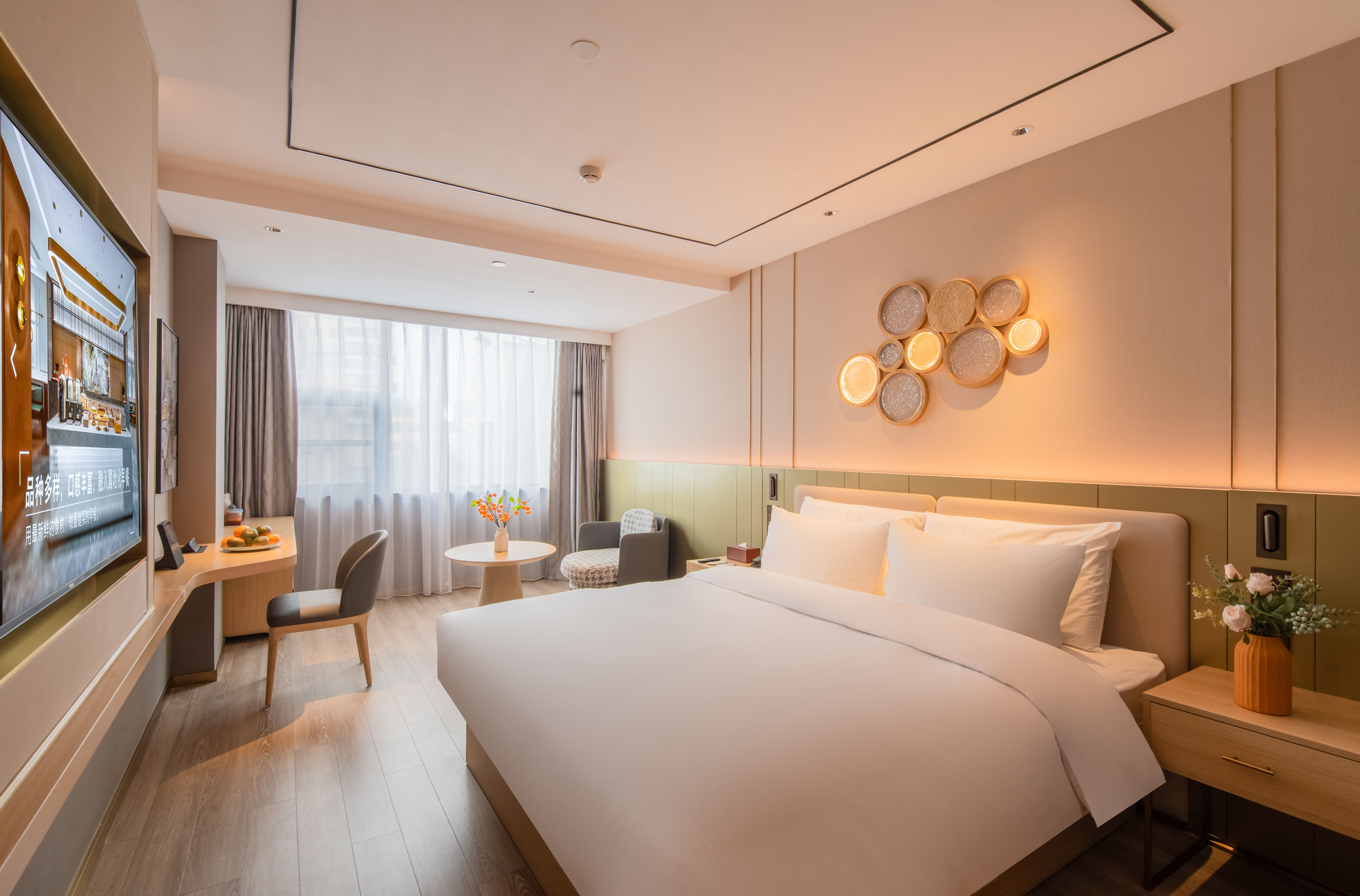 月若流金景观大床房（65寸投屏|观滇落日|冰箱加湿器）