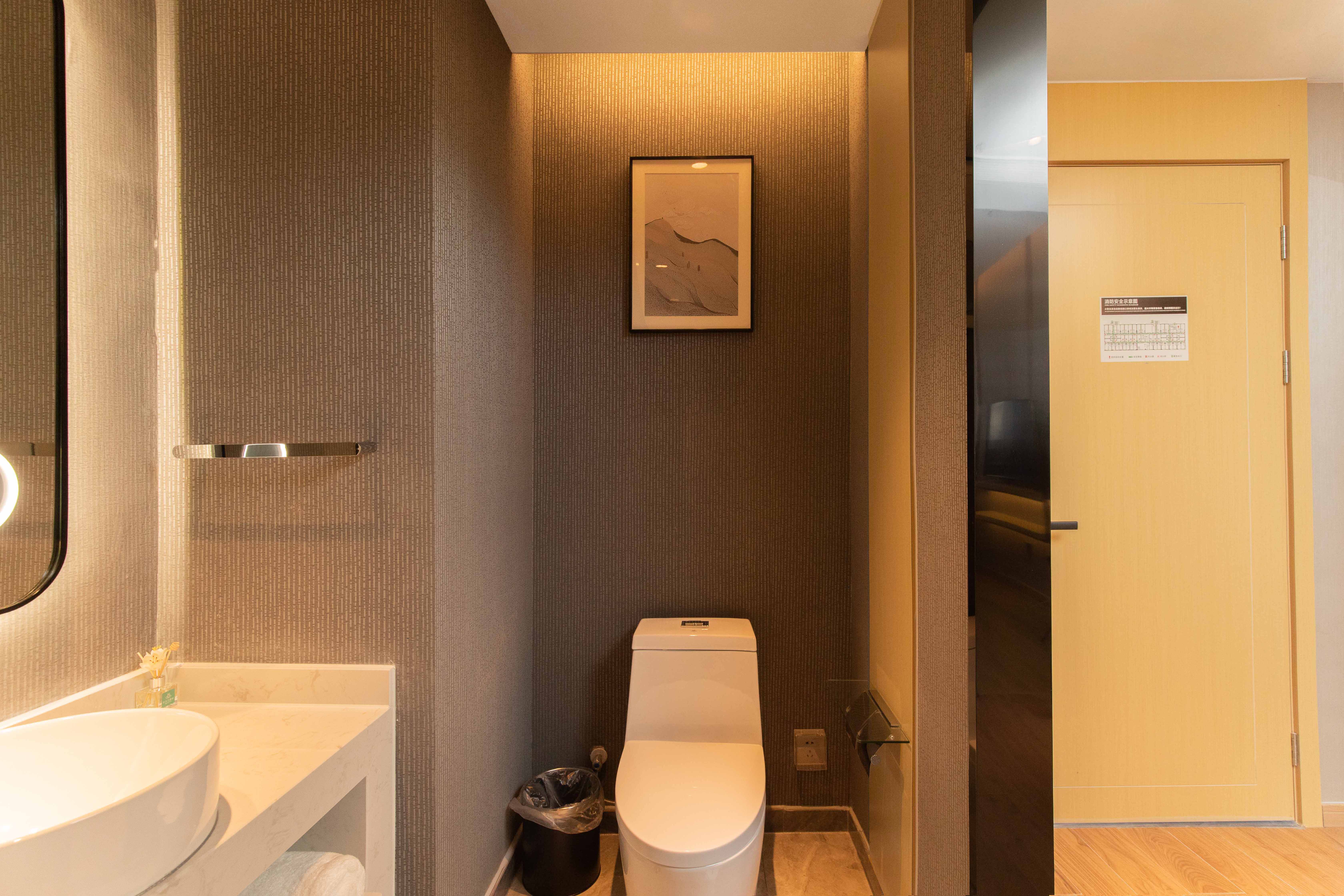 零压舒雅大床房【零压床垫+微光入牖+雅致静谧】